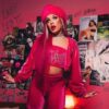 Com looks incríveis, Gloria Groove estreia nova era no clipe de Bonekinha