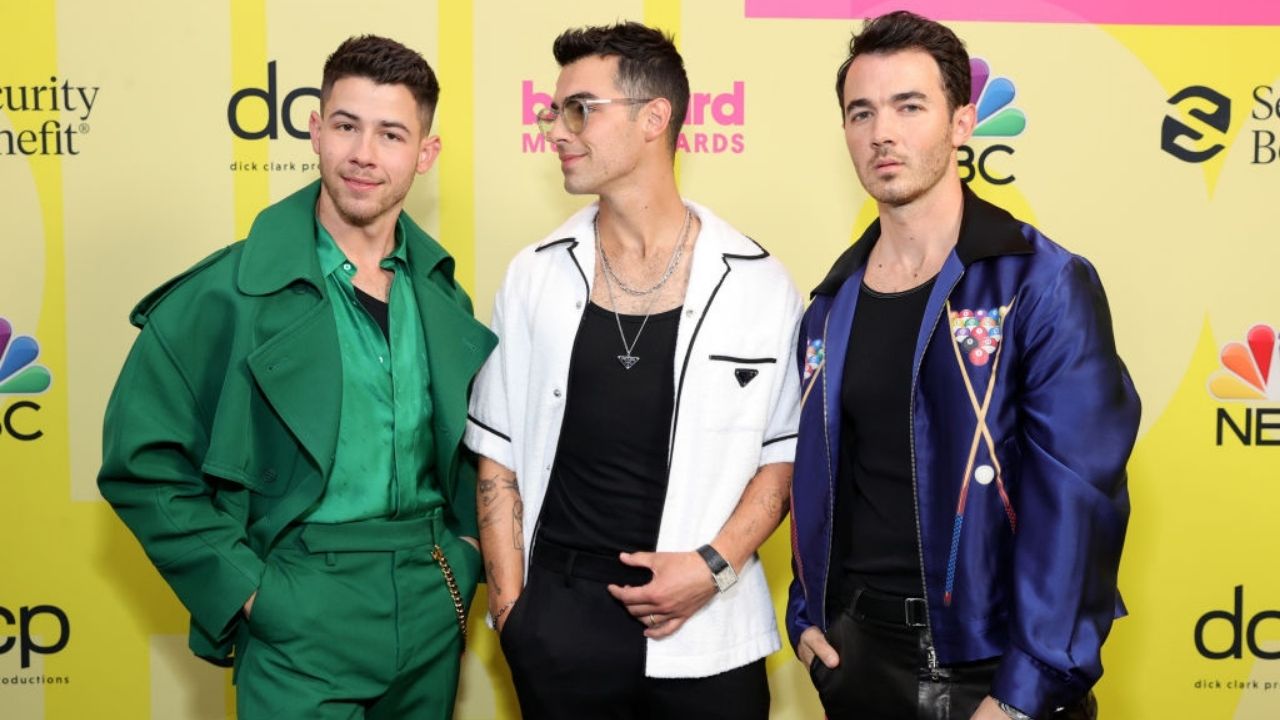 Vem aí! Jonas Brothers anunciam o single "Remember This" para sexta-feira