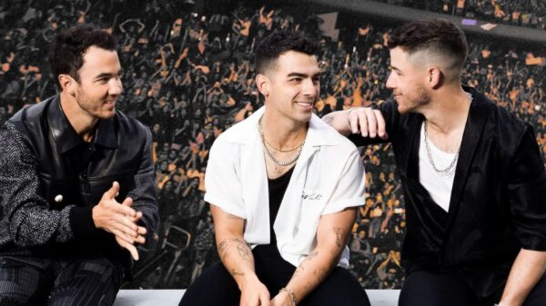 Jonas Brothers lança single "Remember This" acompanhado de lyric video - assista!