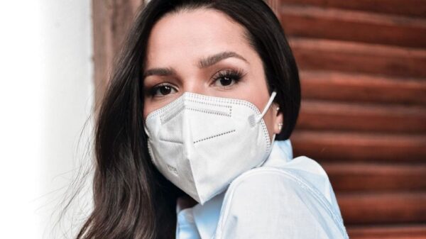 Juliette se posiciona politicamente: "Negligência da gestão do atual governo"