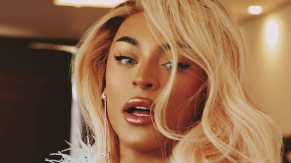"Batidão Tropical": Pabllo Vittar divulga tracklist completa do novo álbum