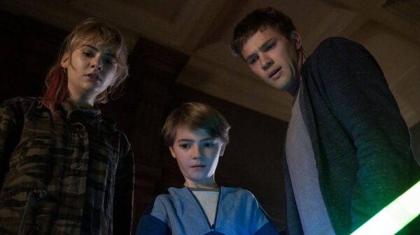 "Locke & Key": 2ª temporada ganha previsão de estreia e primeiras imagens