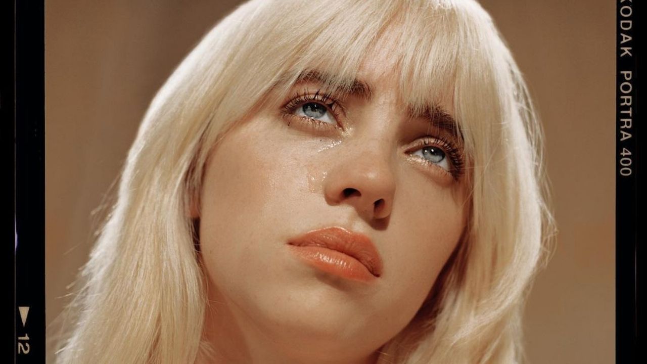 Billie Eilish revela detalhes do álbum "Happier Than Ever": "Foi feito no momento perfeito para mim"