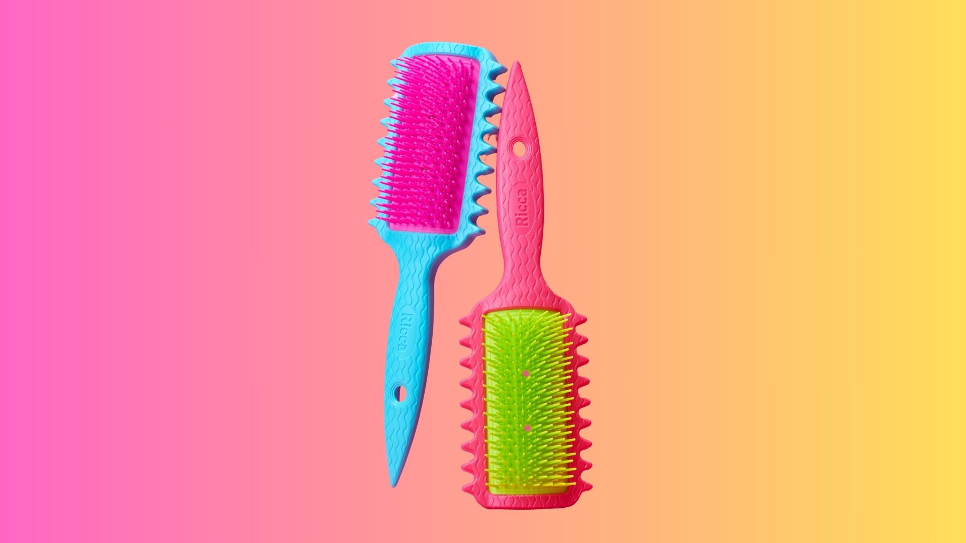Nova queridinha dos cachos: conheça a Flex Fita Curl da Ricca